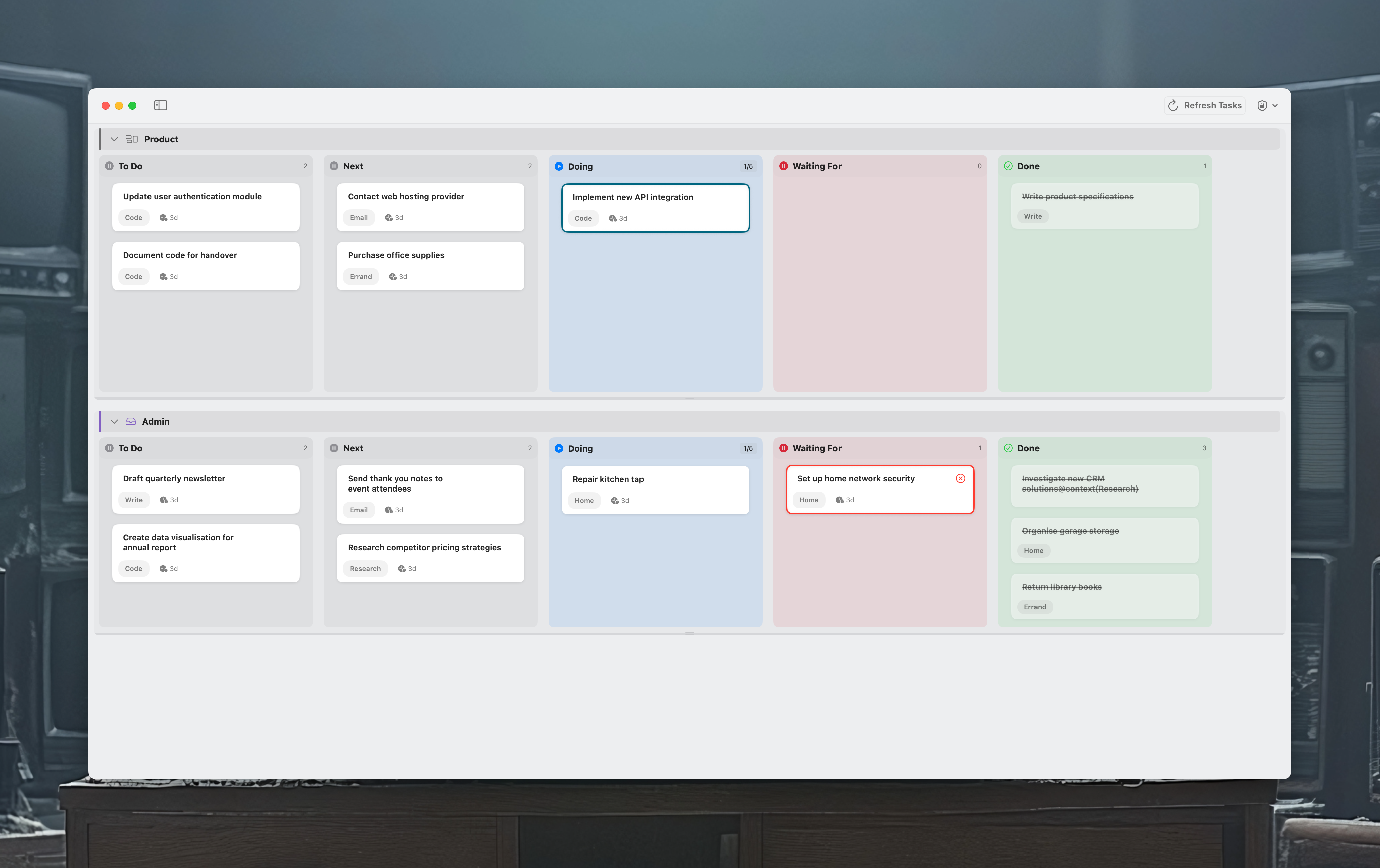 Flowcus main interface showing the kanban board with columns and tasks